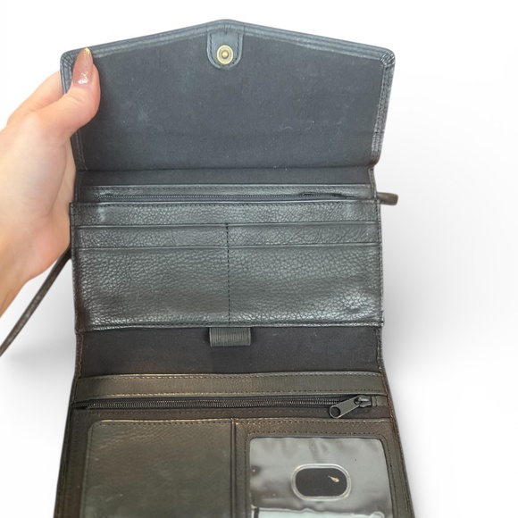 Fossil Black Leather Tri-Fold Wallet Purse EUC - Picture 3 of 5